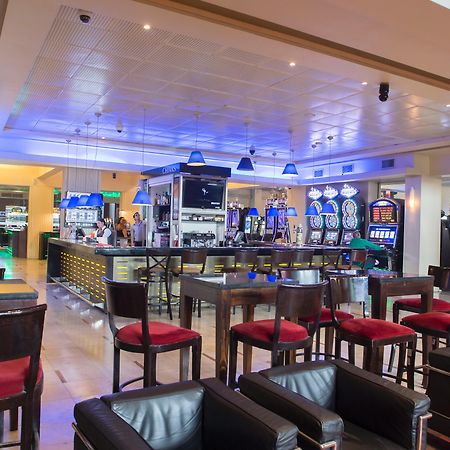Enjoy Vina Del Mar Hotel Luaran gambar The bar at the airport