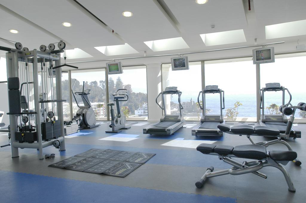 Enjoy Vina Del Mar Hotel Luaran gambar A gym in a hotel