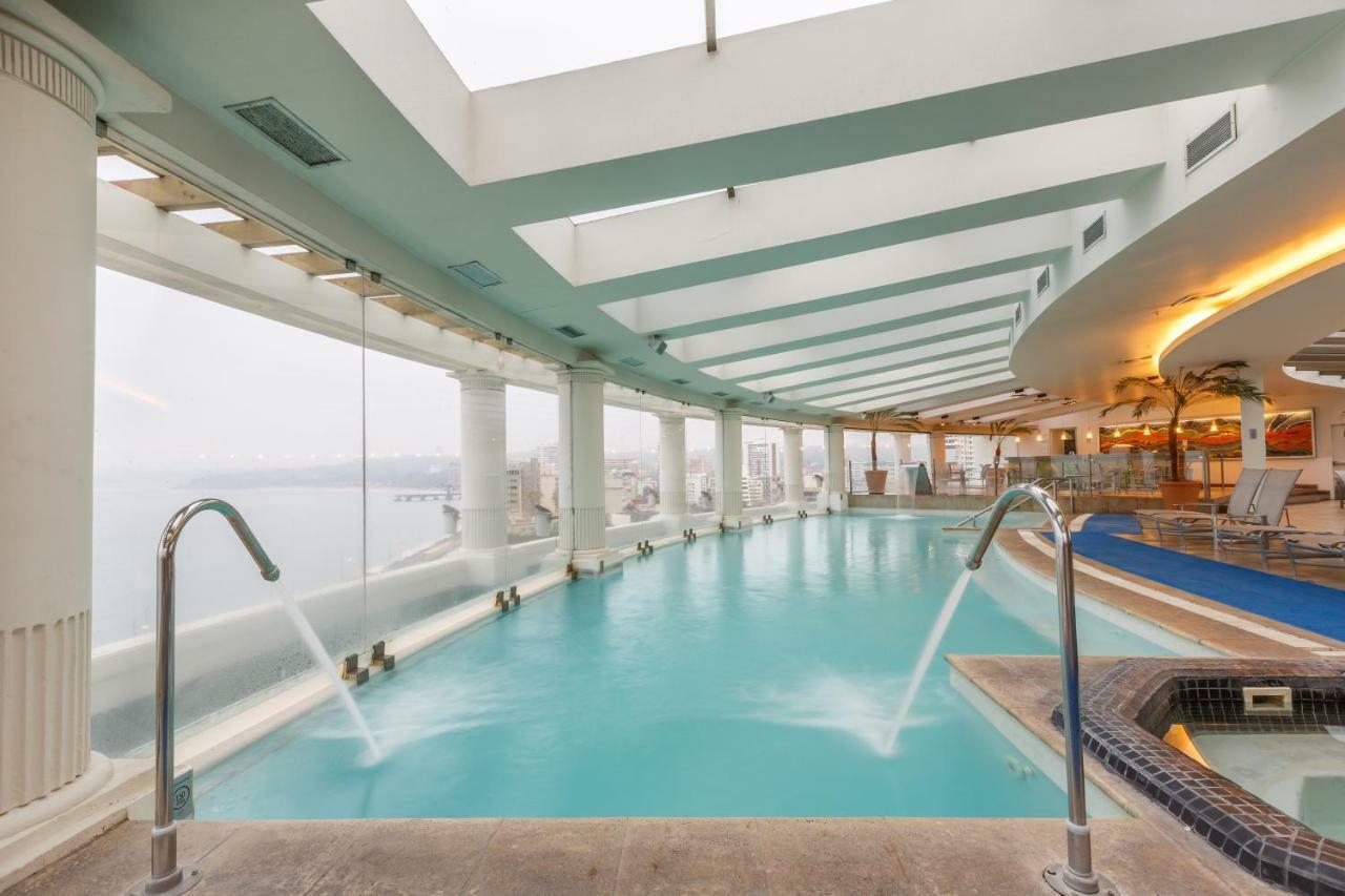 Enjoy Vina Del Mar Hotel Luaran gambar The pool at the 39th floor